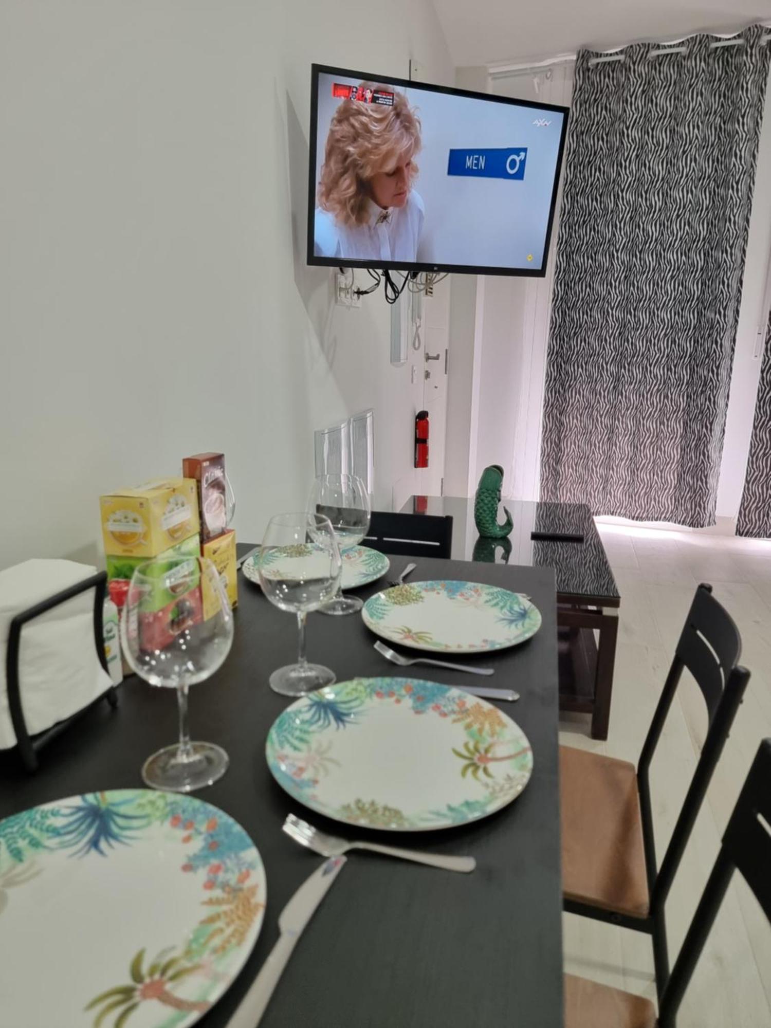 Apartamentos Zanca City Center Free Luggage Storage 말라가 외부 사진