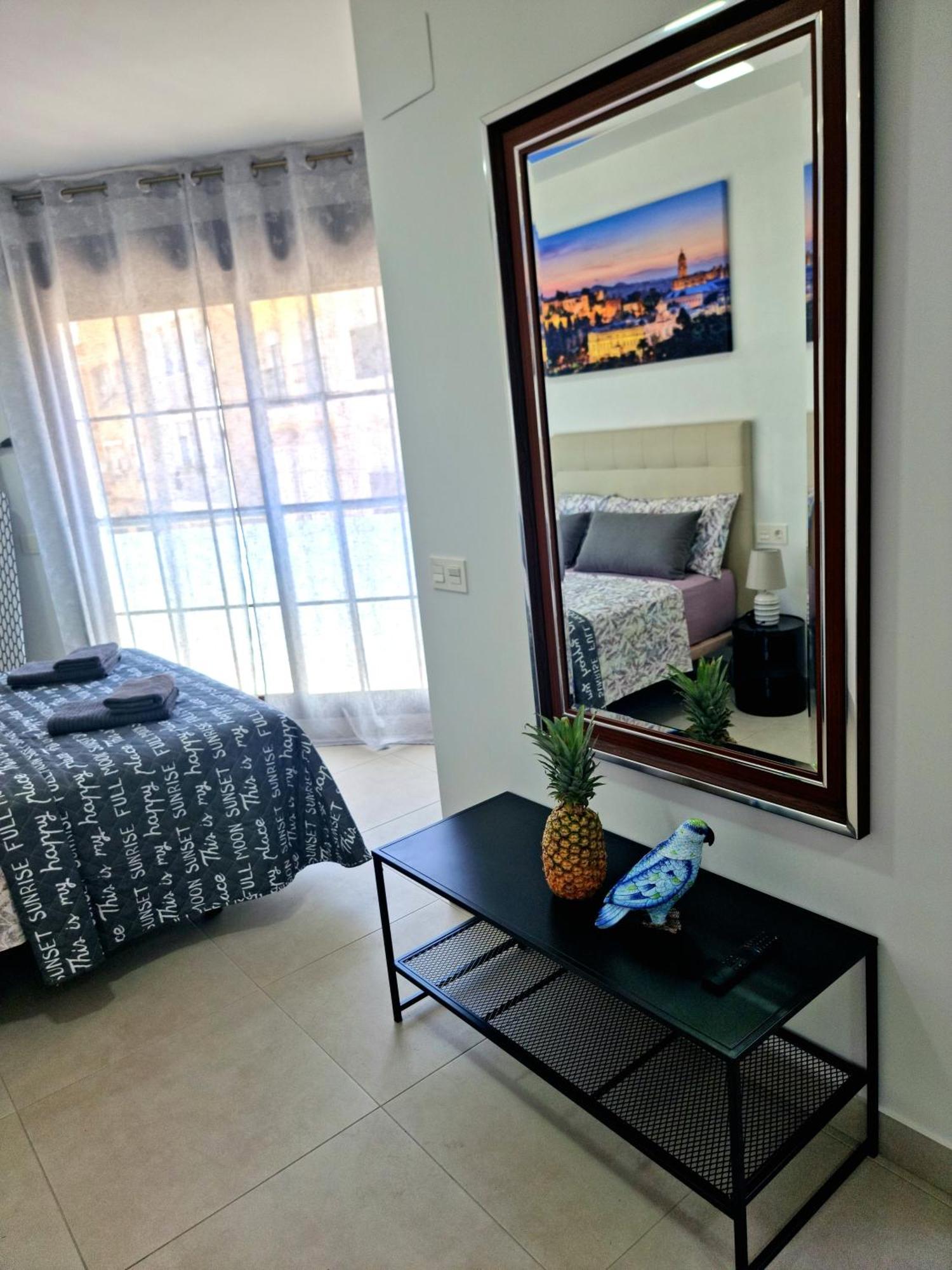 Apartamentos Zanca City Center Free Luggage Storage 말라가 외부 사진